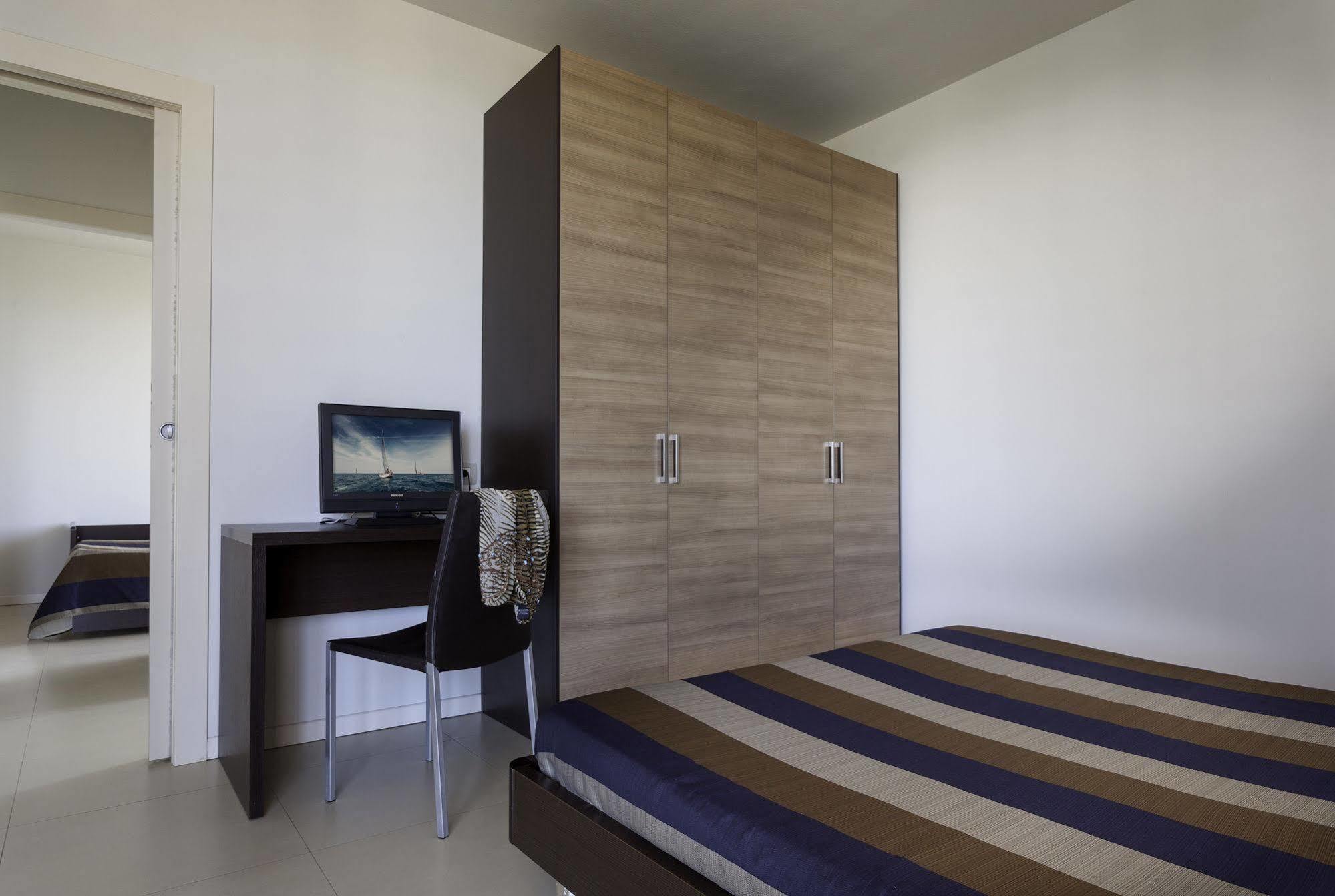 Residence Delfina Rimini Exterior photo