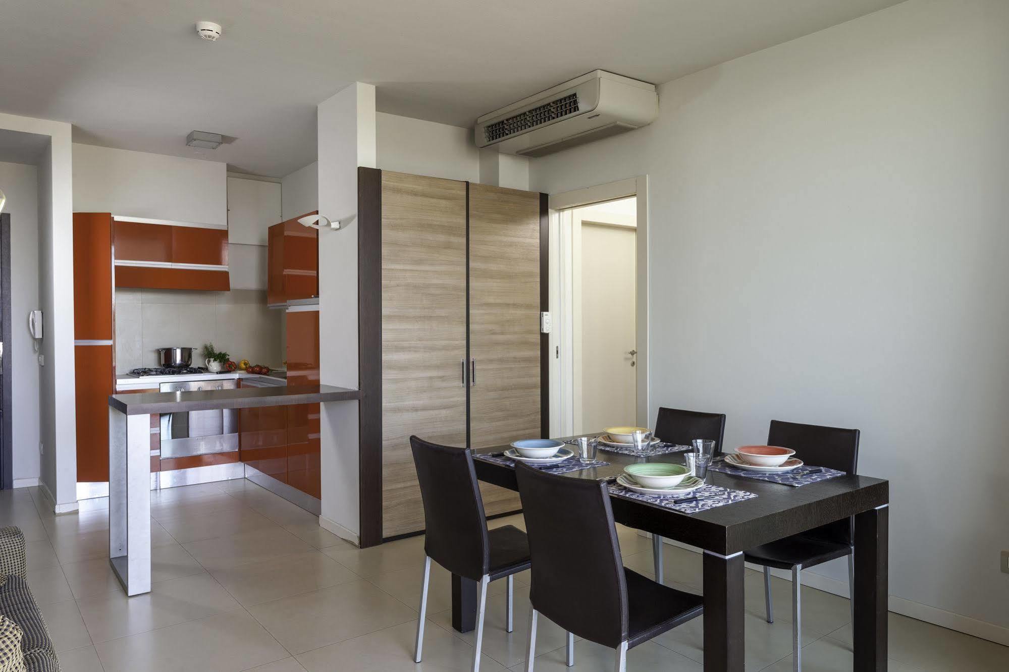 Residence Delfina Rimini Exterior photo