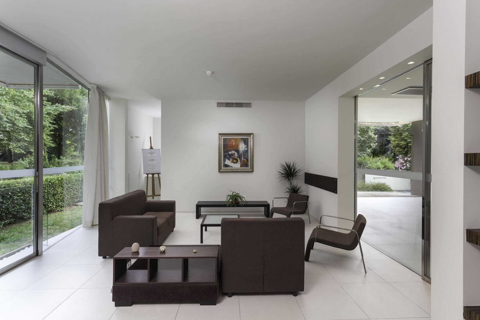 Residence Delfina Rimini Exterior photo